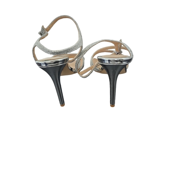 Badgley Mischka Maddison Silglt heels Sundals metallic silver closure at ankle 6 - Picture 5 of 6